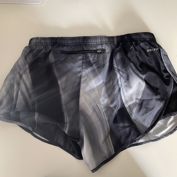 Nike Dri-Fit Shorts - Picture 2 of 3